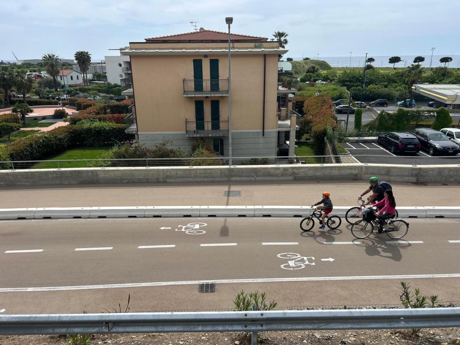 Appartamento Incantevole A 100Metri Dal Mare E Accanto Alla Pista Ciclabile Imperia Exterior photo